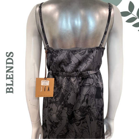 🛍️3/$40 Blends Rumi Dress in Black Grey Graphic Print Spaghetti Strap Size Small - Picture 5 of 6